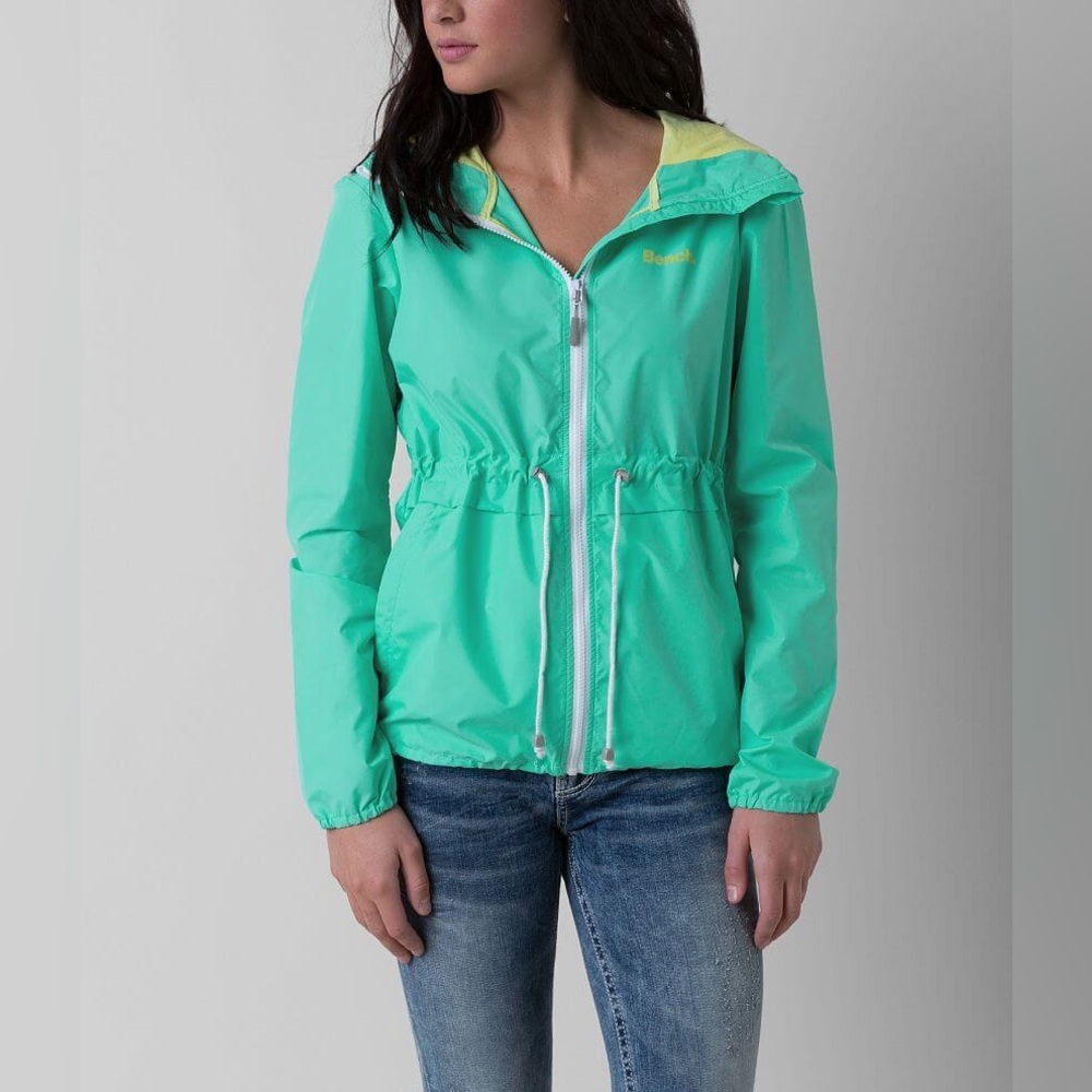 Bench | Profitably Jacket in Cockatoo, size S